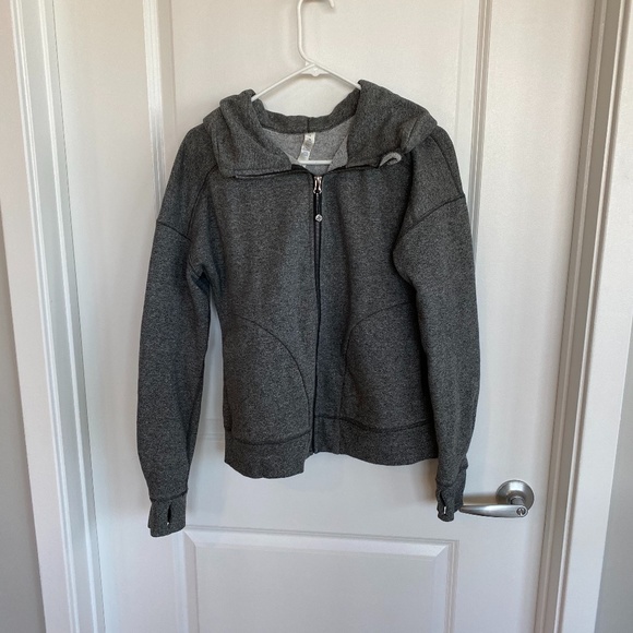 Lululemon grey sweatshirt, size 10! - Picture 1 of 3